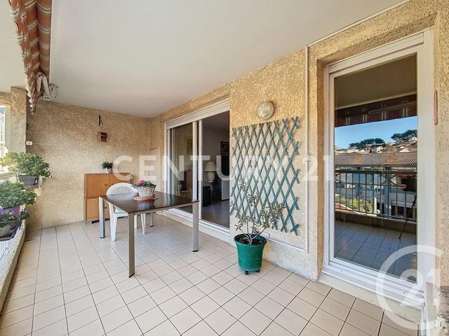 Appartement à vendre - 3 pièces - 73.0 m2 - AUBAGNE - 13 - PROVENCE-ALPES-COTE-D-AZUR - Century 21 Agence Beaumond