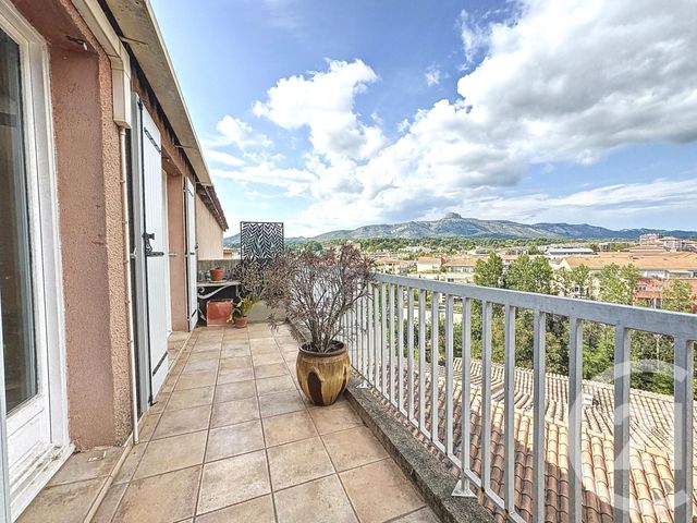 Appartement T3 à vendre - 3 pièces - 69.0 m2 - AUBAGNE - 13 - PROVENCE-ALPES-COTE-D-AZUR - Century 21 Agence Beaumond